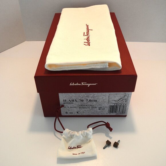 Salvatore Ferragamo Women's "ILARY 70" Beige Patent Leather Heeled Pumps - Picture 10 of 11